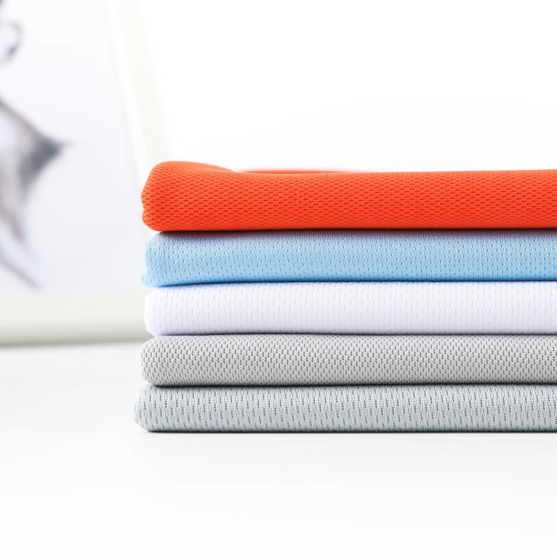 Tissu secondaire en forme d'oeil d'oiseau adapté aux vêtements de sport et aux chemises publicitaires